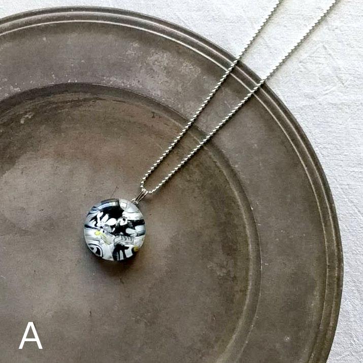 【ベネチアンガラス】モノトーンマーブルペンダント・色柄選択可