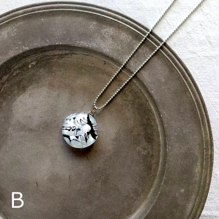 【ベネチアンガラス】モノトーンマーブルペンダント・色柄選択可 | 2枚目